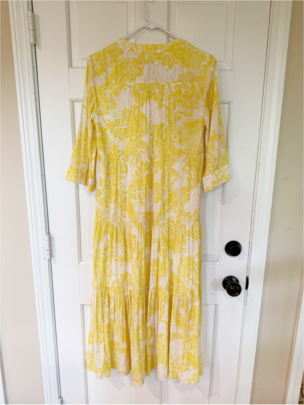 Chicos Tiered Sea Island Paisley Maxi Dress in Yellow Pineapple Size 00P (0/2P) - Picture 8 of 15